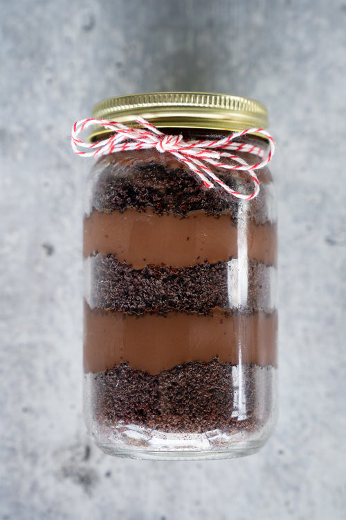 Cake in a Jar (Chocolate or Carrot Cake - Brigadeiro Filling - 8oz)